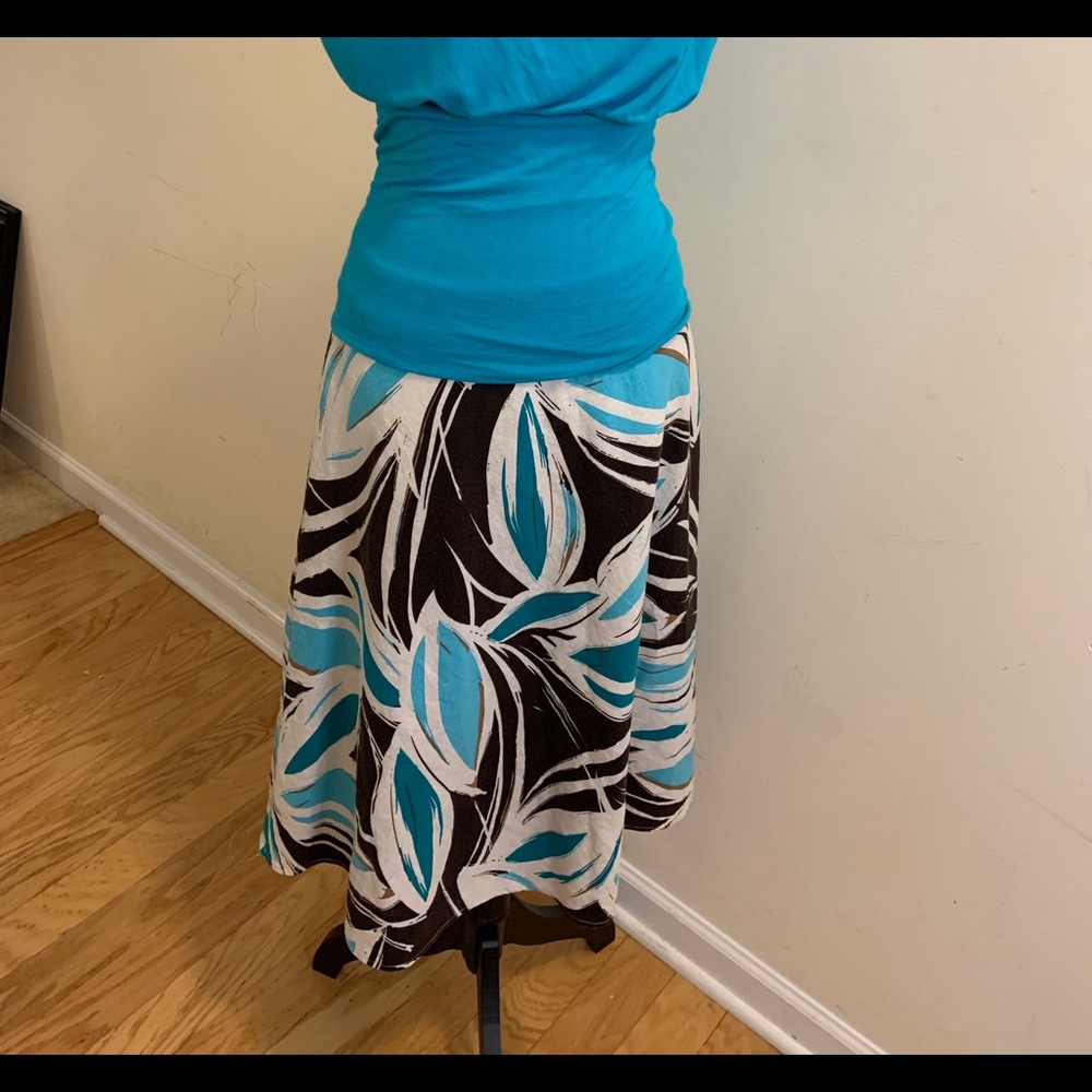 Ladies skirt